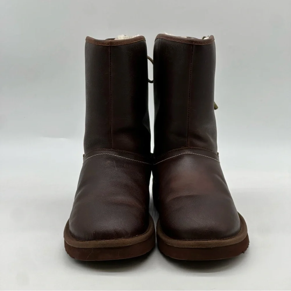 UGG Mariana Leather Boots. Size 7